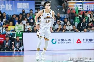 神奇小子！16岁利特勒成为历史第2位飞镖大师赛完成9镖壮举的选手